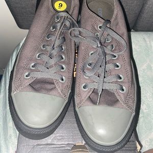 Converse never been worn